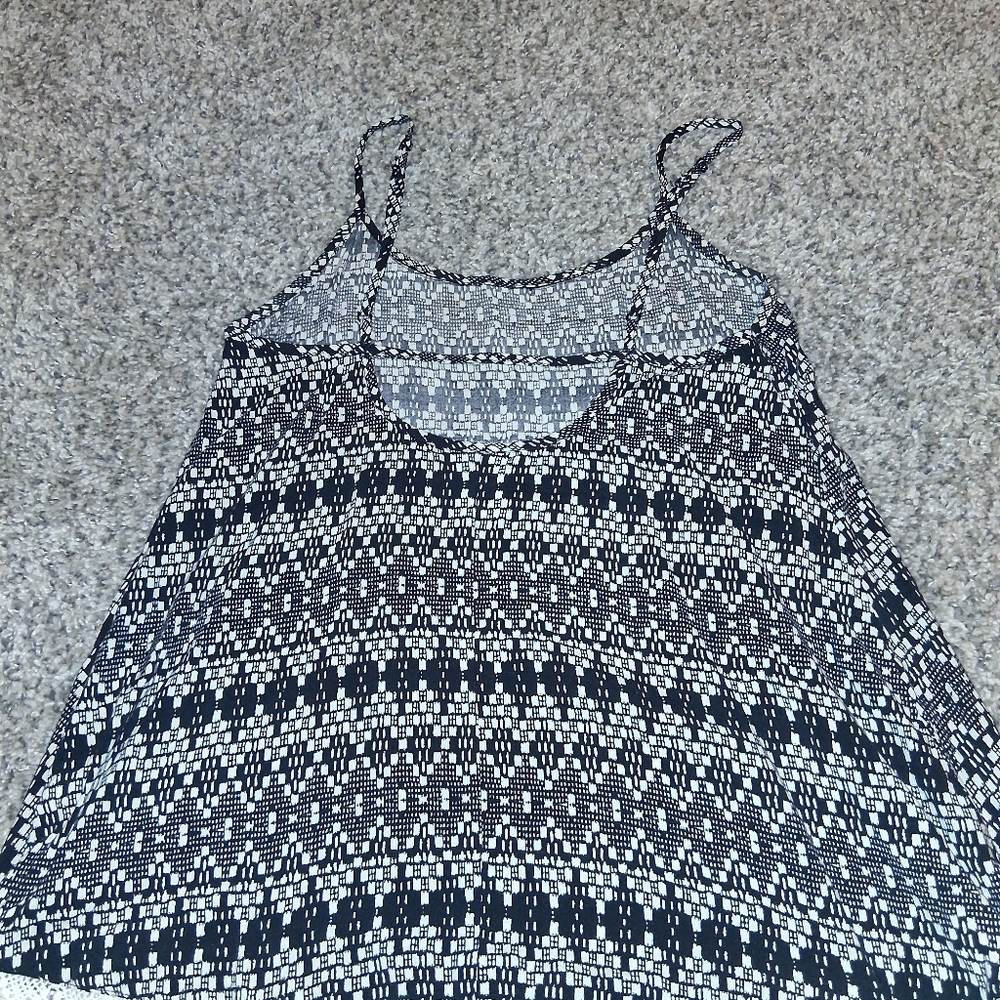 Black & White Summer Tank, Blouse, Size Small - Picture 3 of 4